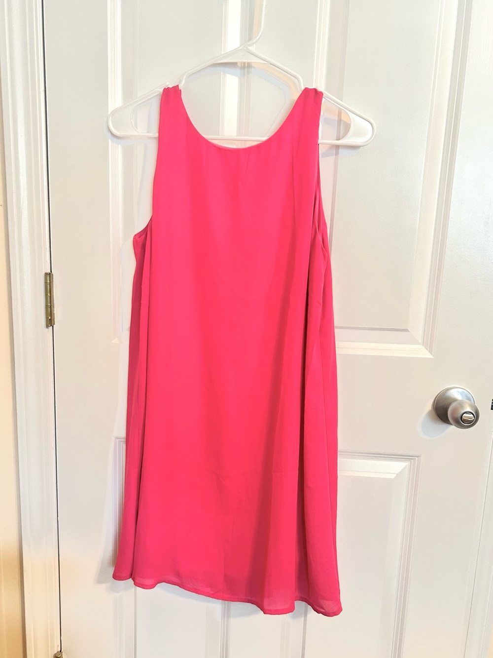 Francesca's Collections Vibrant Pink Sleeveless Shift Dress